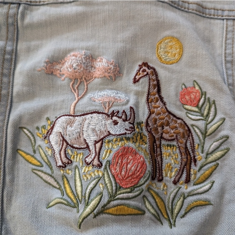 Toddler blue jean jacket Size 4T - Picture 5 of 7